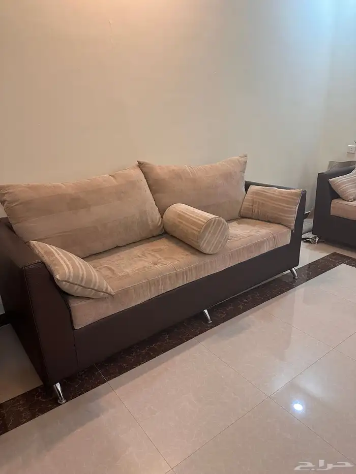 كنب مع طاولات 0