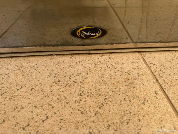 للبيع فرن غاز وكهرباء داخلي 0