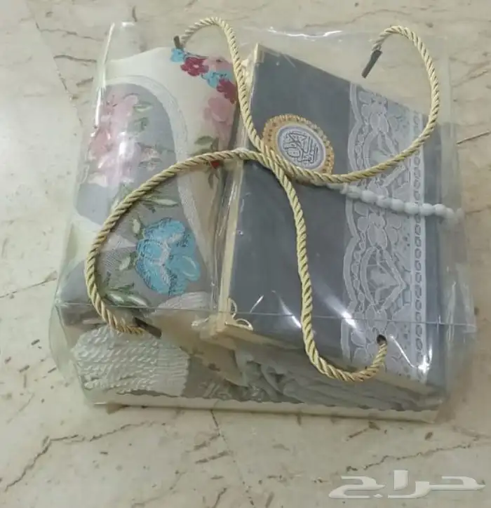 اطقم هدايا رمضانيه شرشف صلاه مصحف سجاده مبخره سبحه 3