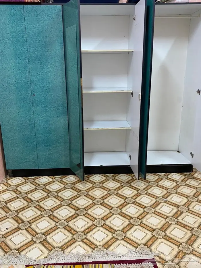 للبيع غرفة نوم زاوية 6
