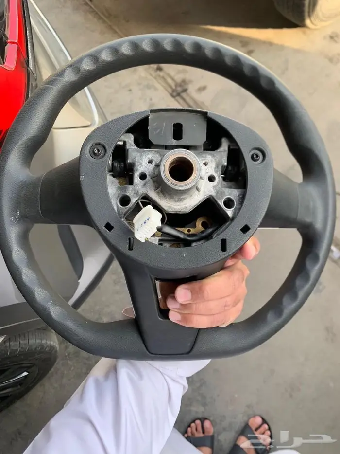 طارة دركسون نيسان كيكس بدون ارباق 1