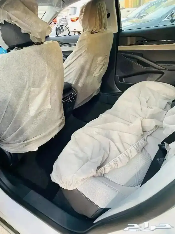 فورد تورس امبيانتي بنزين 2025 سعودي 1