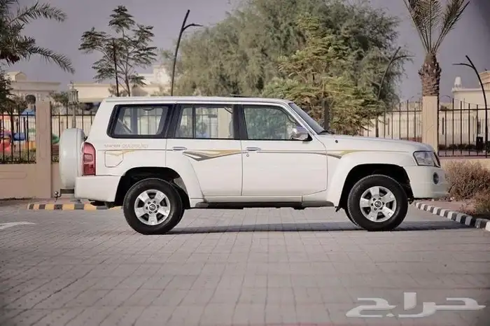 مطلوب فتك سوبر سفاري او سفاري قير عادي من 2005 الى 2009 2