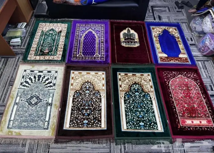 سجادات صلاة مبطن ثلاث طبقات ملمس ناعم 21