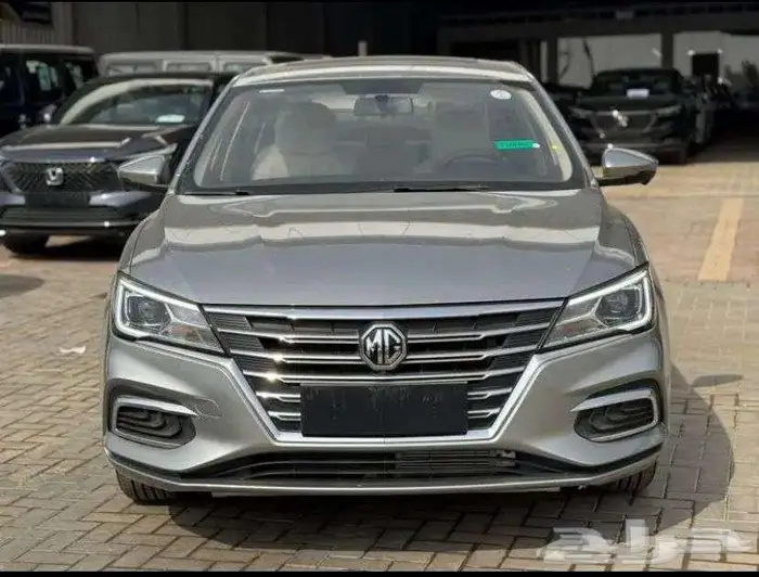 ام جي 5 لاكجري موديل 2024 0