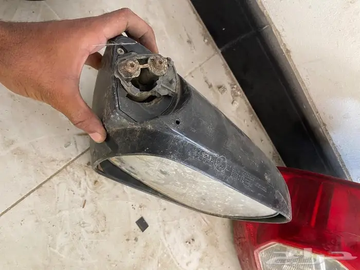 قطع هايلوكس للبيع ديكورات مرايا اصطبات 6