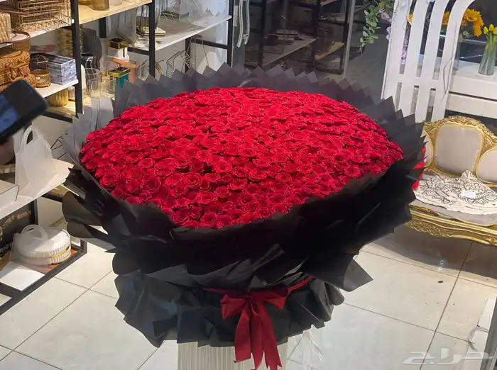 مندوب ومتسوق شخصي هدايا جدة تنسيق باقات ورد هدايا عزيز 6