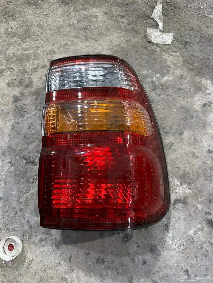 اسطبات لاندكروزر 1