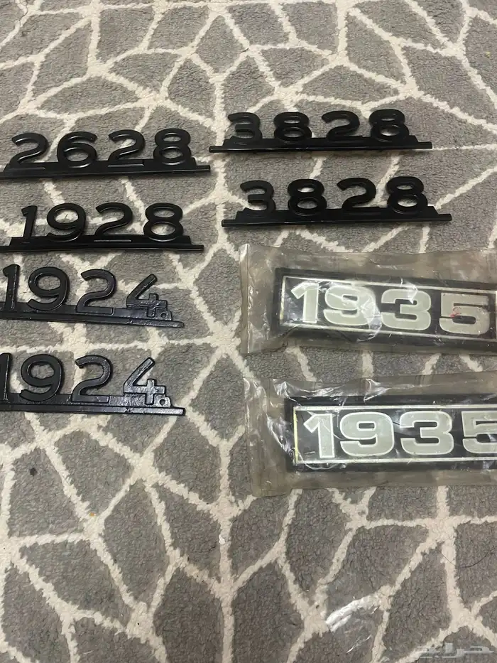علامه مرسيدس بوز والبي من مديل 79 ومافوق 4