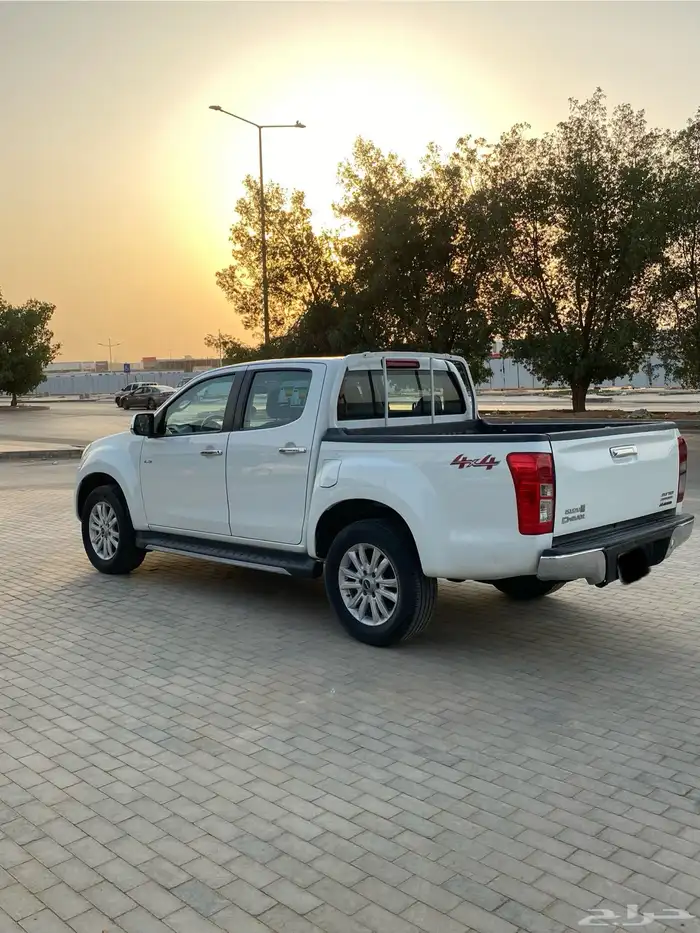 ايسوزو ديماكس غمارتين دبل 4