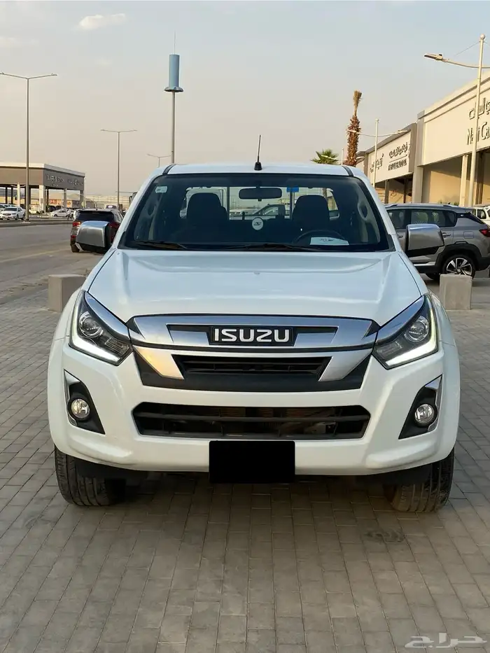 ايسوزو ديماكس غمارتين دبل 1