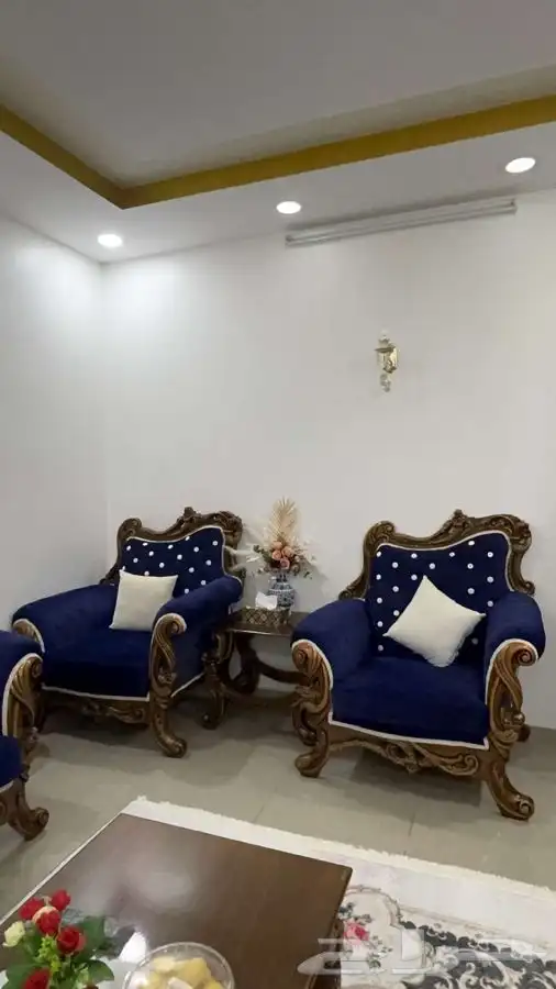كنب صالة جديد مع اربع طاولات .كنب مجلس نساء مع ثلاث طاولات 2