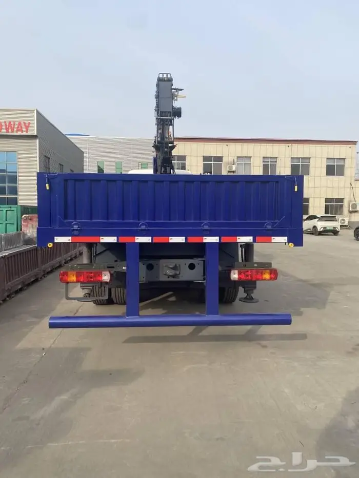 شاحنة كرين سينوتراك هوو موديل 2024 3