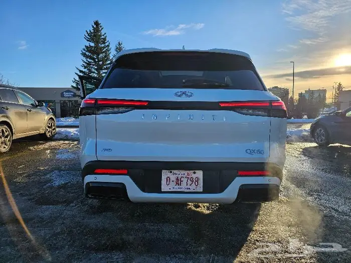 انفنتي qx60 pure 112000 شامل الشحن 0