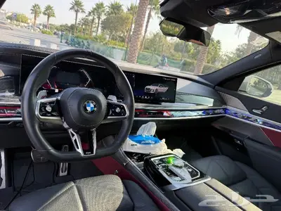 بي ام دبليو الفئة السابعه 740 2023 طلبيه خاصه 8