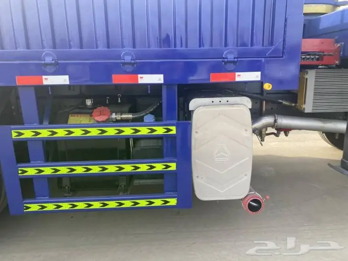 شاحنة كرين سينوتراك هوو موديل 2024 1