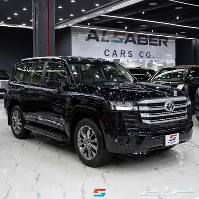 تويوتا لاندكروزر GXR L 4 موديل 2024 0