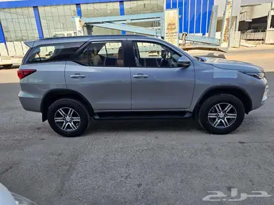 تويوتا فورشنر 4x4بنزين موديل 2025 20