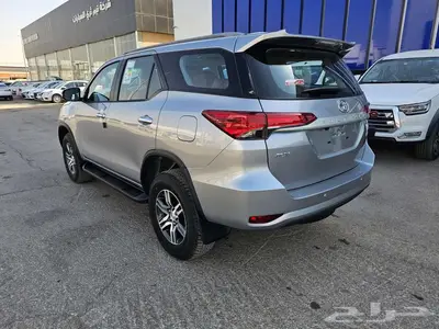 تويوتا فورشنر 4x4بنزين موديل 2025 22
