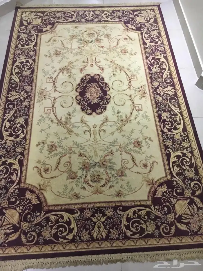 سجاد حرير وتركي نظيف للبيع 3