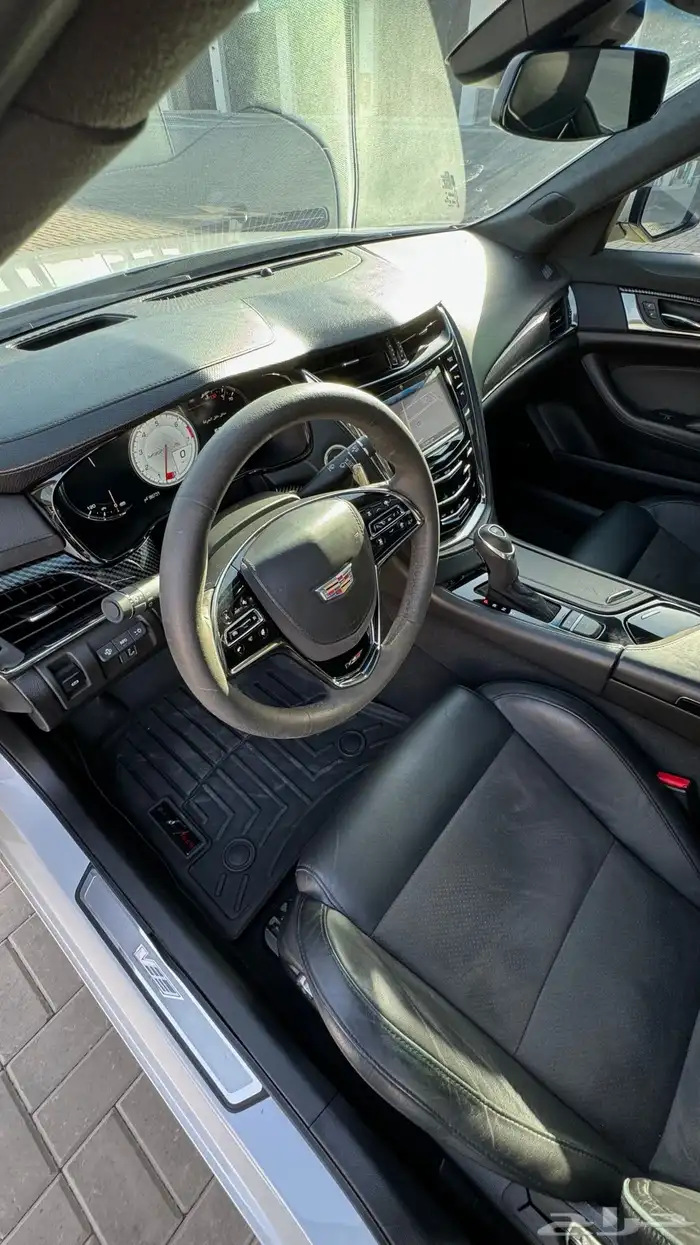كاديلاك CTS V فل باكج 21