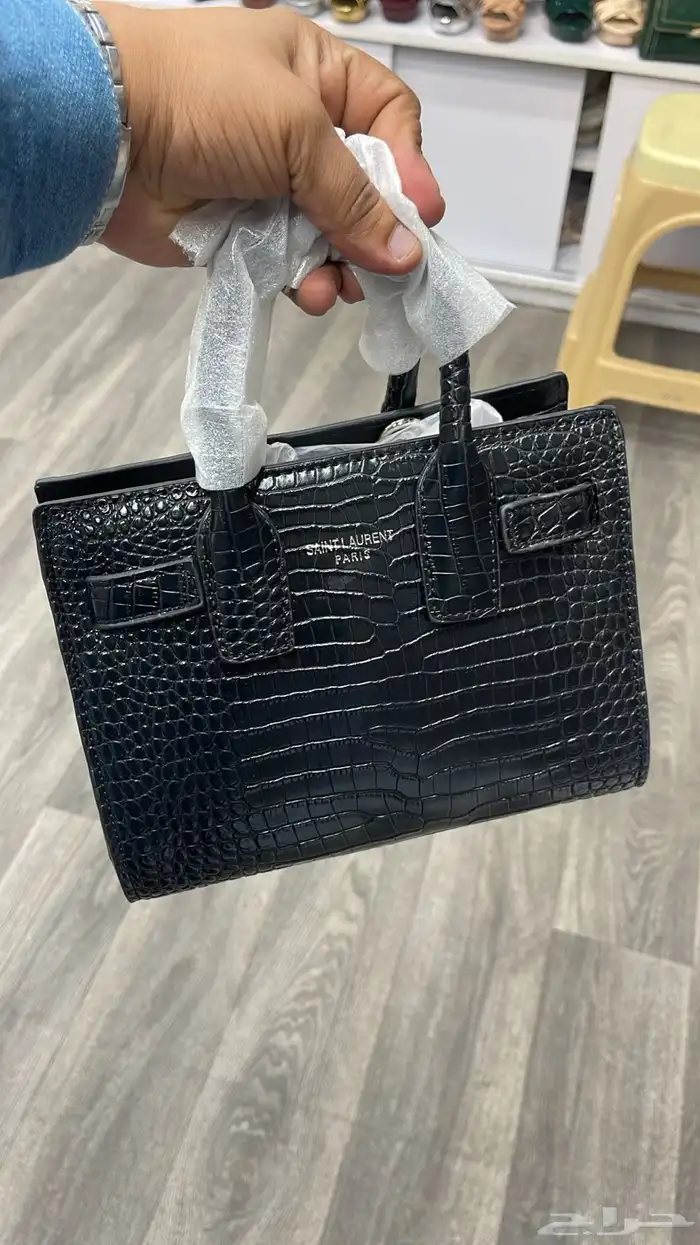 شنط ماركات مختلف. تواصل 19