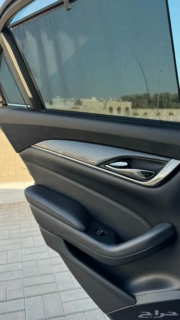 كاديلاك CTS V فل باكج 28