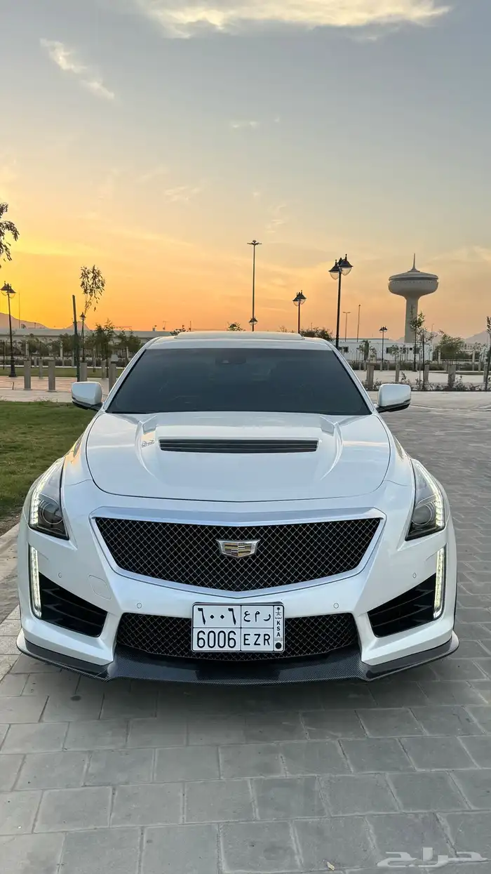 كاديلاك CTS V فل باكج 11