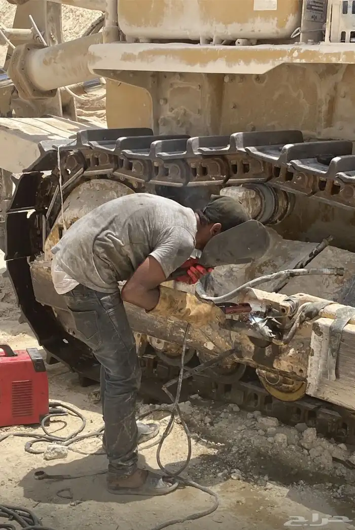 Heavy equipment rental and maintenance 3