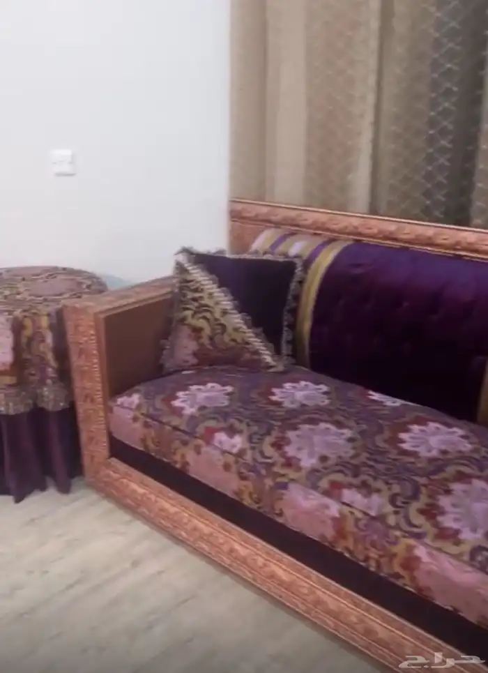 للبيع مجلس مغربي 11