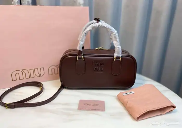 شنط ماركات مختلف. تواصل 39