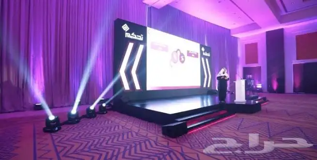 شاشات عرض 10