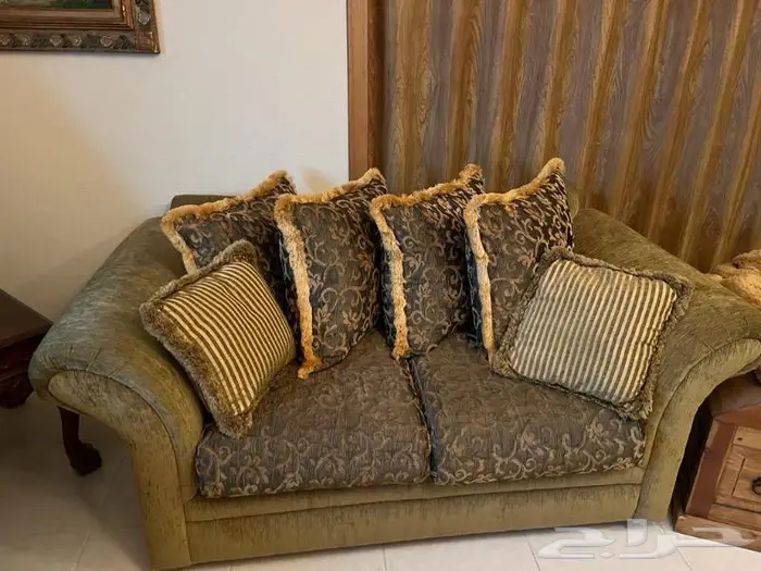 كنب مع ستارة 1