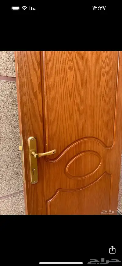 باب خشبي للبيع بالهفوف 1