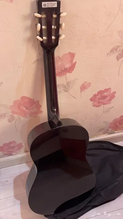 جيتار ماركة سوزوكي للبيع 3