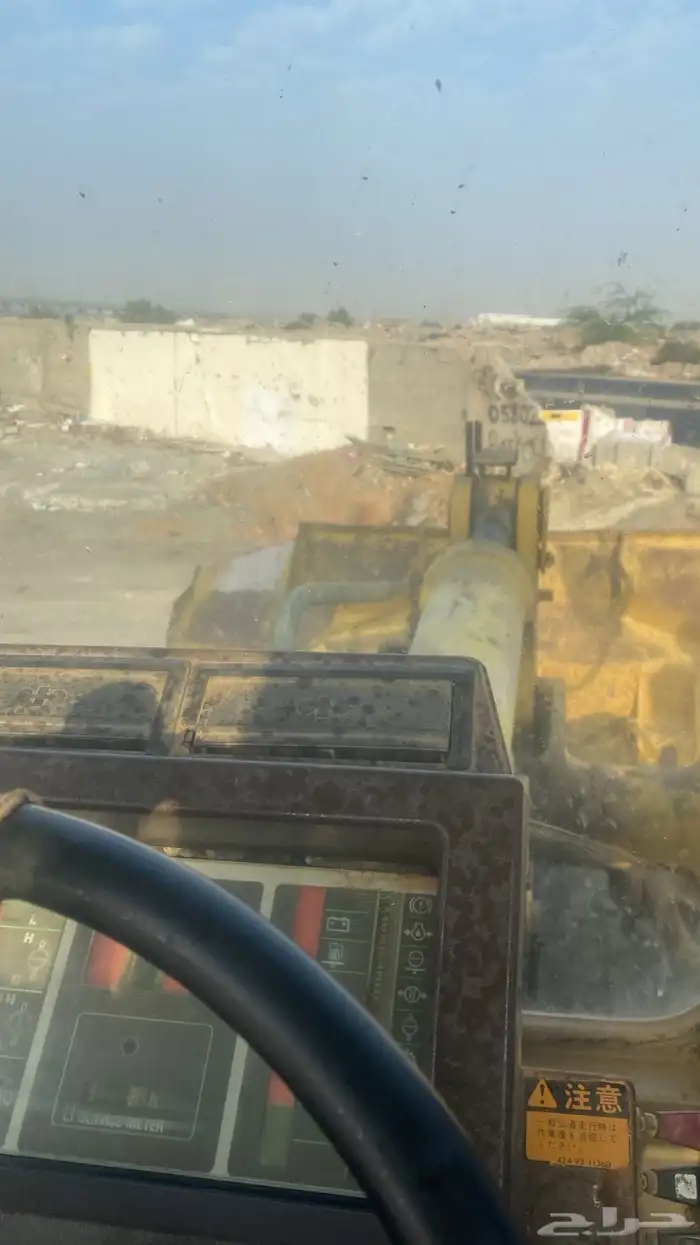 حفر ترحيل الدمار  ايجار شيول يومي 4