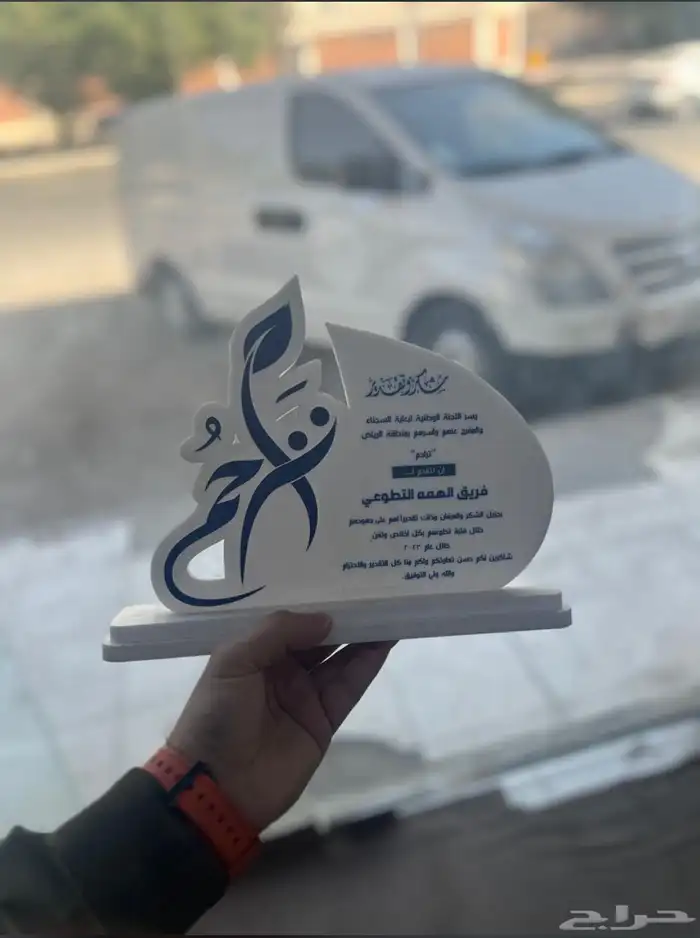 طباعة وتركيب استكر للسيارات 5