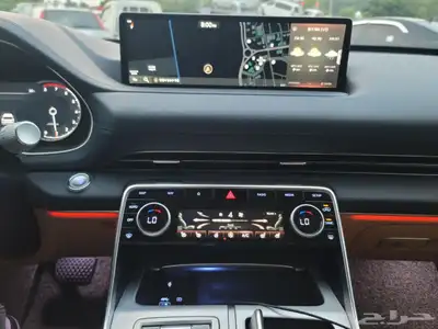 جينسيس GV80 بنزين موديل 2020 فل كامل دبل 7 ركاب داخلي جملي 23