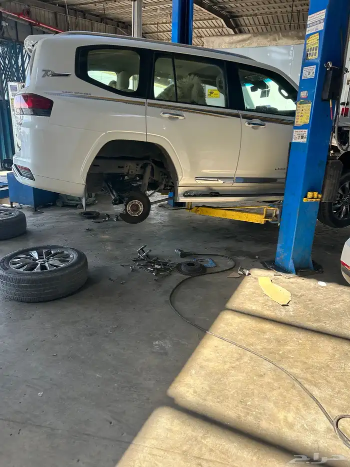 ترهيم جلد مقصات جلد مساعدات لجميع انواع السيارات 0