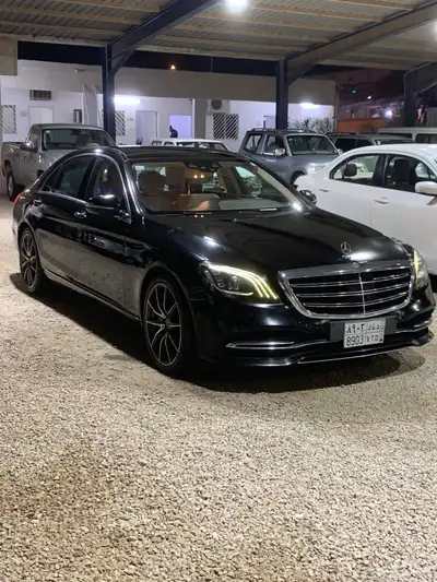 للبيع مرسيدس 2019 السعر 195 11