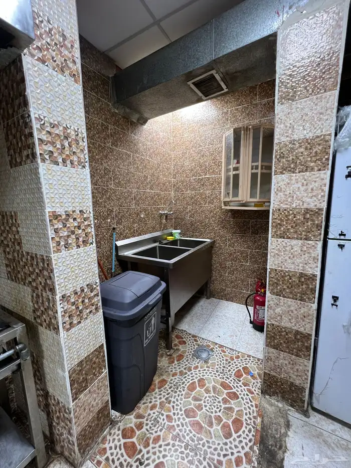 معدات مطعم اكلات شعبية للبيع بالمدينة المنورة 3
