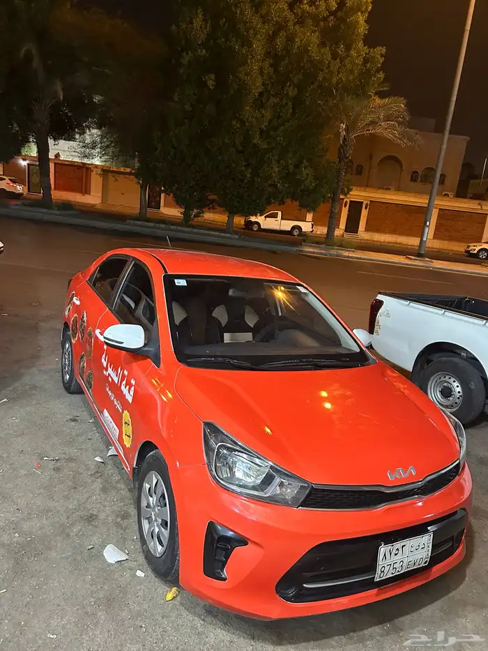 طباعة وتركيب استكر للسيارات 3
