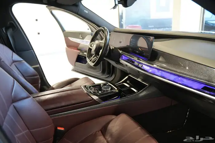 للتأجير سيارات 20