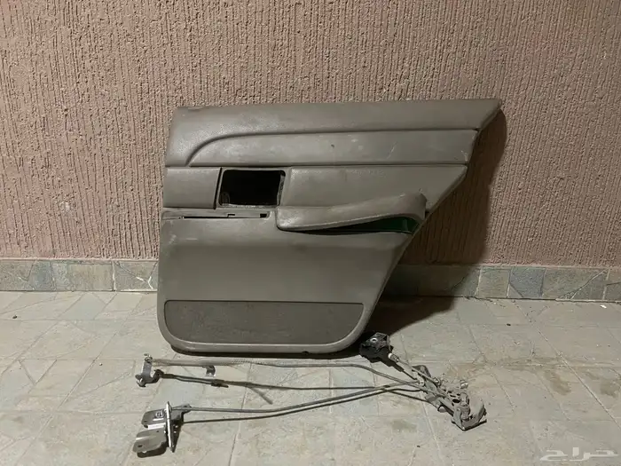 قزاز خلفي مع ديكور الباب 2