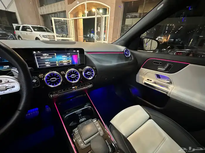 مرسيدس GLA35 2021 AMG 16