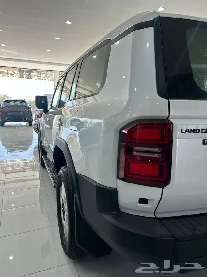 برادو 2024 سعودي بطاقه جمركيه 0كيلو 3