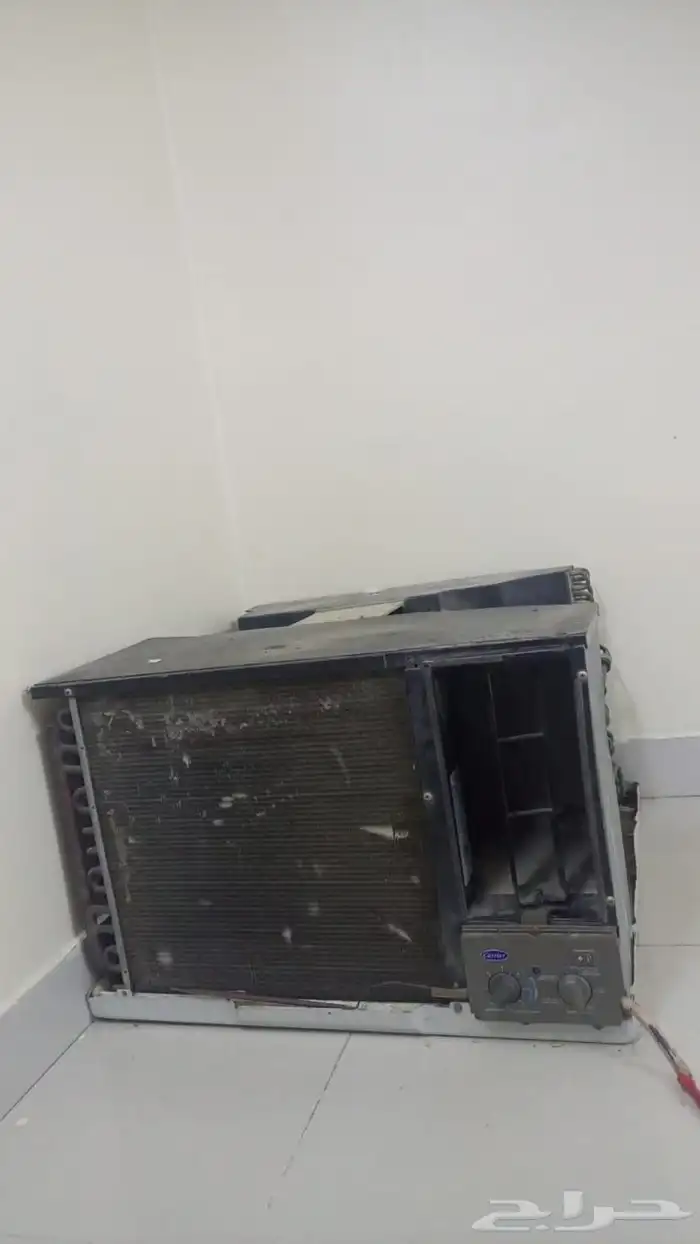 مكيف واحد كبروسر 18حجمه وسرير حديد 3حبات نفر 1