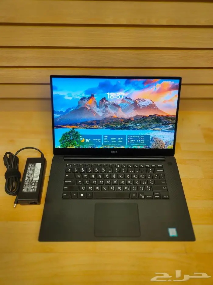 DELL Precision5540 Touch 8core i9 9thGen 64GB 1TB 4GB Nvidia 4