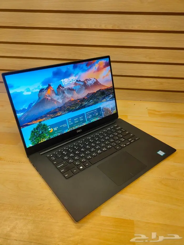 DELL Precision5540 Touch 8core i9 9thGen 64GB 1TB 4GB Nvidia 9