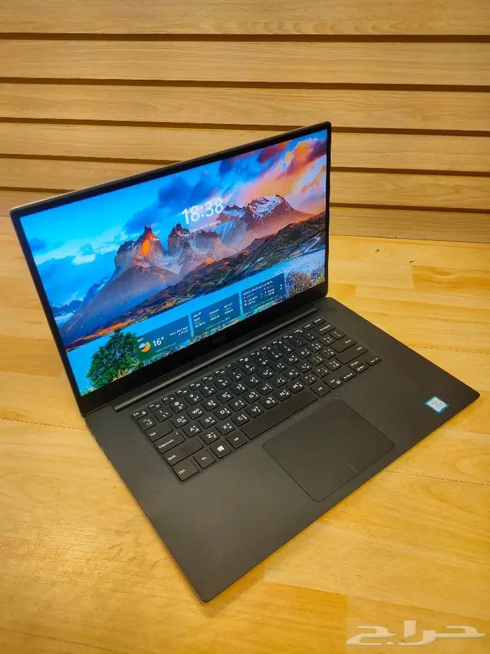DELL Precision5540 Touch 8core i9 9thGen 64GB 1TB 4GB Nvidia 13